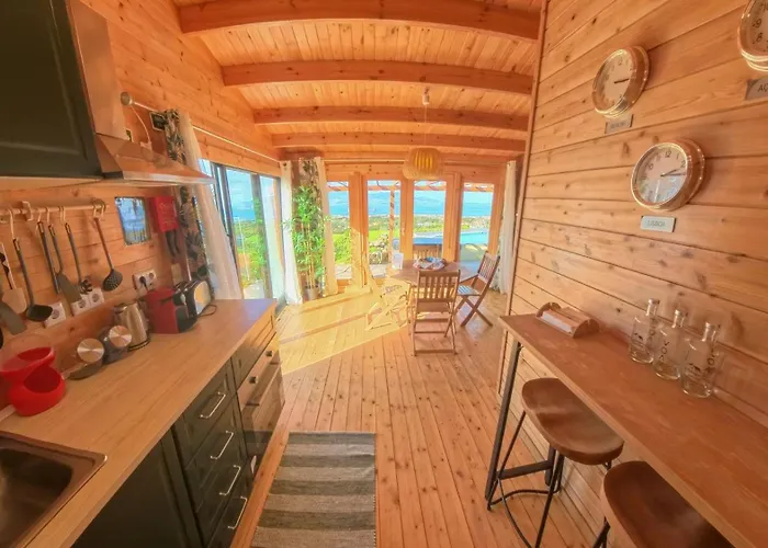 Adega Da Quinta- Casa Do Camolas Feriehus